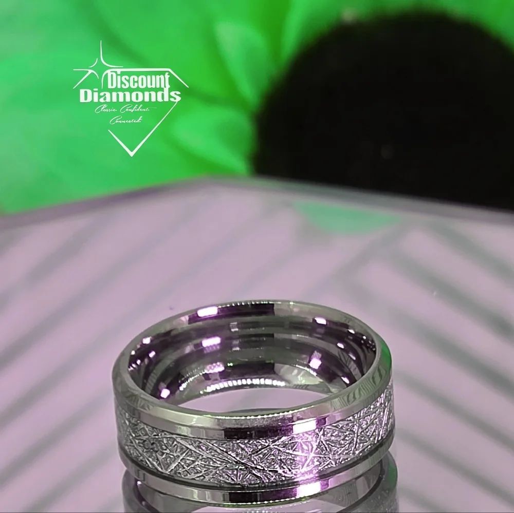 Silver Titanium Ring - Picture 4 of 8
